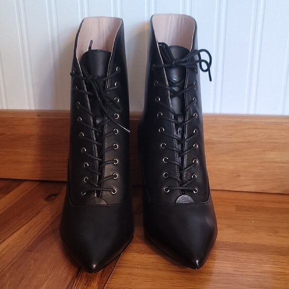 Nine West CALLAH 40th Anniversary Boots - Picture 3 of 5